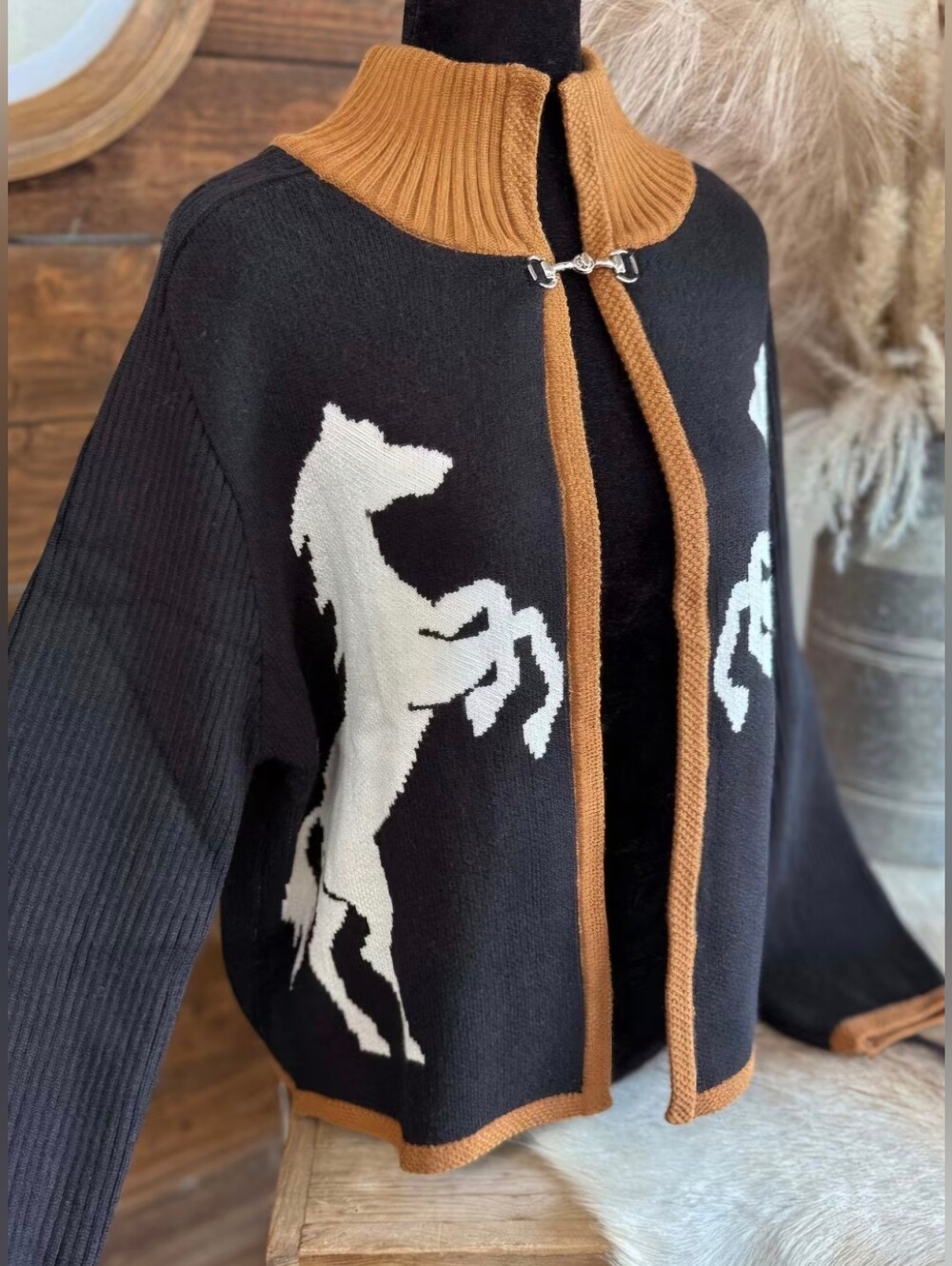 The Cardigan Women'S Clothing Sweater - Picture 4 of 5